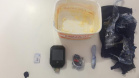 Agentes penitenciários encontram smartwatch em fundo falso de pote de margarina