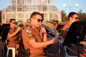 Banda de Música da PM faz live em homenagem ao Dia das Mães no Jardim Botânico em Curitiba