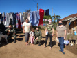 Integrantes do projeto Força Verde Mirim arrecadam cestas e roupas para famílias de Itaiacoca, nos Campos Gerais