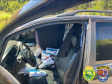 No Noroeste do estado, PM apreende um carro carregado com contrabando e uma arma de fogo