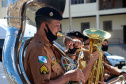 Banda de Música da PMPR faz apresentação para policiais que trabalham no administrativo no Quartel do Comando-Geral