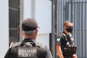 Operação integrada transfere 50 presos do Litoral para a Casa de Custódia de Piraquara