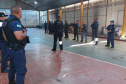 Policiais penais do Estado treinam 105 guardas patrimoniais de Cascavel