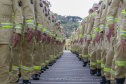 Na maior contratação em dez anos, 419 bombeiros se formam para atuar em todo o Paraná