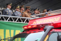 Milhares de pessoas participam do desfile de 7 de setembro em Curitiba