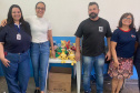 Em Foz do Iguaçu, Polícia Penal entrega amigurumis para ONG e Delegacia da Mulher