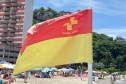 Verde, amarela, vermelha e preta: bandeiras na orla ajudam a orientar banhistas