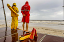 Com temporais, Corpo de Bombeiros alerta para riscos de banho de mar