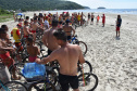 Com Desafio de Piriathlon, bombeiros fazem triathlon com "bike raiz" e corrida sem tênis