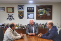 Secretário Hudson recebe deputado estadual Evandro Araújo e vereador de Campo Magro Marcio Bosa