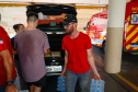Bombeiros seguem recebendo doações para vítimas do RS e renovam equipe de salvamento