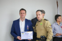 Secretário Hudson recebe medalha de honra ao mérito do Colégio da Polícia Militar de Pato Branco 