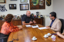 Secretário Hudson recebe deputada Cristina Silvestri e vereador Professor Pablo de Almeida