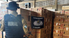 A Polícia Militar do Paraná (PMPR), por meio de uma equipe da Patrulha Rural do 32º Batalhão de Polícia Militar (BPM), apreendeu, nessa última quarta-feira (23), uma carga ilegal de cigarros na cidade de Doutor Camargo, região noroeste do estado. A operação gerou um prejuízo estimado em R$1,420 mi para os contrabandistas.