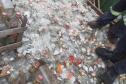 PCPR destrói 300 mil garrafas em operação contra bebidas irregulares em Curitiba e RMC