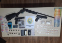 PMPR prende homem por tráfico de drogas e apreende armas em Shangri-lá, em Pontal do Paraná