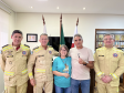 Corpo de Bombeiros recebe visita de sargento promovido por ato de bravura