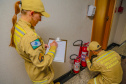 Bombeiros orientam a população sobre emergências em casas noturnas, cinemas e teatros