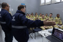 Cadetes do Corpo de Bombeiros fazem treinamento sobre produtos perigosos na Sanepar