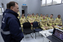 Cadetes do Corpo de Bombeiros fazem treinamento sobre produtos perigosos na Sanepar