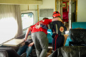 Bombeiros realizam simulado de descarrilamento de trem com múltiplas vítimas na Serra do Mar