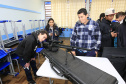Secretaria de Estado da Educação do Paraná, Colégio Estadual Juscelino K de Oliveira em São José dos Pinhais recebe o evento Comemorando da Escola da Policia Militar do Paraná. Na foto, alunos visitam exposição da Policia MIlitar no colégio. 08-08-16. Foto: Hedeson Alves/SEED