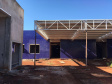 As obras de acabamento na construção do novo Instituto Médico Legal (IML) de Londrina, no Norte do Estado, atingiram uma nova fase. Agora no mês de setembro começaram a ser instalados os vidros e janelas de alumínio da edificação. Engenheiros da Paraná Edificações fiscalizam e coordenam o andamento da obra. 29/09/2016.Foto: Divulgação Paraná Edificações