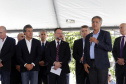 Governdor Beto Richa inaugura a Delegacia Cidadã de Matinhos, no Litoral do Paraná. O espaço, que recebeu investimento de R$ 4,5 milhões, incorpora uma mudança no conceito de atendimento da Polícia Civil à população. A Delegacia Cidadã separa as vítimas dos agressores ou suspeitos e conta com ambientes isolados para atender adolescentes, mulheres e idosos.Matinhos, 27/22/2017.Foto: Arnaldo Alves/ANPr