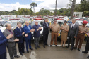 Governador Beto Richa entrega 40 novas viaturas para a Polícia Militar e outras dez para a Polícia Científica, além de um helicóptero para operações aéreas