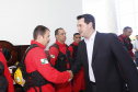 O governador Carlos Massa Ratinho Junior homenageou, nesta segunda-feira (1/4) bombeiros do Estado e profissionais de outras áreas enviados pelo Paraná para apoio aos trabalhos em Brumadinho (MG), após o rompimento da barragem da Mina do Feijão. Curitiba, 01-04-19.Foto: Arnaldo Alves / ANPr.