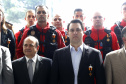 O governador Carlos Massa Ratinho Junior homenageou, nesta segunda-feira (1/4) bombeiros do Estado e profissionais de outras áreas enviados pelo Paraná para apoio aos trabalhos em Brumadinho (MG), após o rompimento da barragem da Mina do Feijão. Curitiba, 01-04-19.Foto: Arnaldo Alves / ANPr.