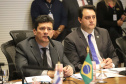 O governador Carlos Massa Ratinho Junior e o ministro da Justiça Sergio Moro, participaram da Encontro do Conselho Nacional de Secretários de Estado da Justiça, Cidadania, Direitos Humanos e Administração Penitenciária, que realiza-se no Palácio Iguaçu. Participaram: os secretários: de Segurança Pública, cel. Romulo Marinho Soares; entre outros.Curitiba, 04-10-19.Foto: Arnaldo Alves / AEN.