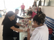 Cuidado e beleza são oferecidos para homenagear as servidoras da Penitenciária Feminina do Paraná 