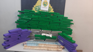 ROTAM apreende 90 quilos de maconha e R$ 11 mil em dinheiro no Sítio Cercado, Capital do estado