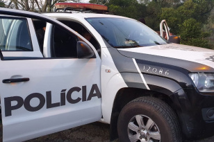 PCPR prende jovem em posse de pistola com seletor de rajada em Terra Roxa 