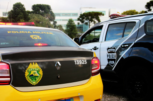 Polícias Militar e Civil prendem três homens e apreendem arma de fogo e drogas no noroeste do Paraná