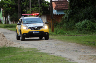 No litoral do estado, PM prende três pessoas em situações distintas e cumpre Mandado de Prisão