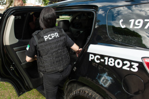 Polícia Civil prende cinco suspeitos de participar de um crime em Colombo