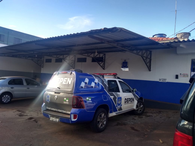 Cadeia de Marechal Cândido Rondon passa por dedetização e procedimento de retirada de materiais em excesso