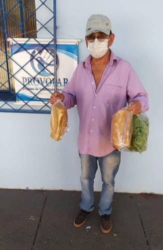Parceria garante doação semanal de 600 pães e 600 kits de hortaliças a pessoas em situação de vulnerabilidade social em Cascavel