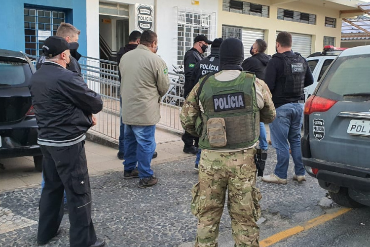 PCPR prende suspeitos de homicídio em Itaperuçu