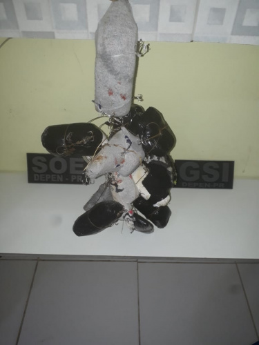 Em uma semana, agentes penitenciários recolhem 26 celulares que seriam entregues a presos de Cascavel