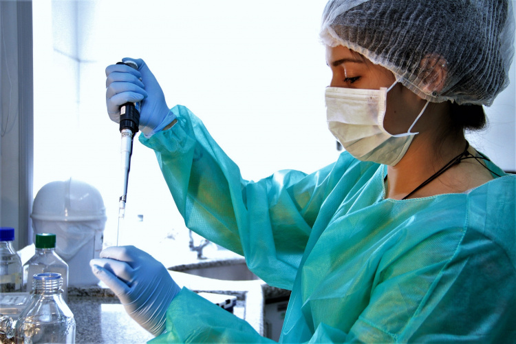 Polícia Científica do Paraná aperfeiçoa área de banco de perfis genéticos