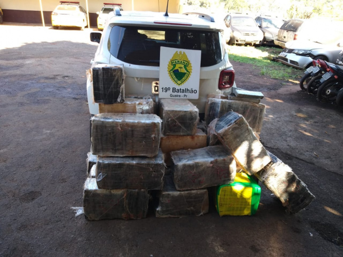 PM apreende mais de 800 quilos de maconha durante patrulhamento no oeste do Paraná