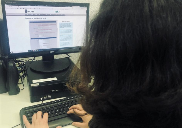 PCPR prende suspeita de tráfico de drogas após registro de B.O online