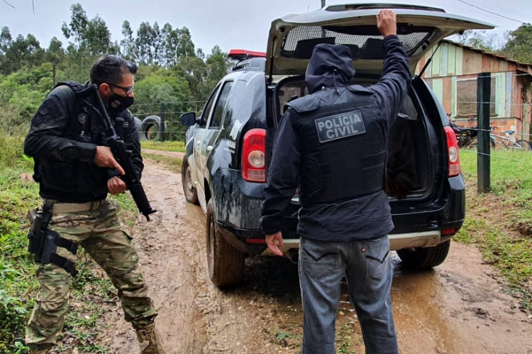 Polícia Civil prende suspeito de estupro de vulnerável em Castro