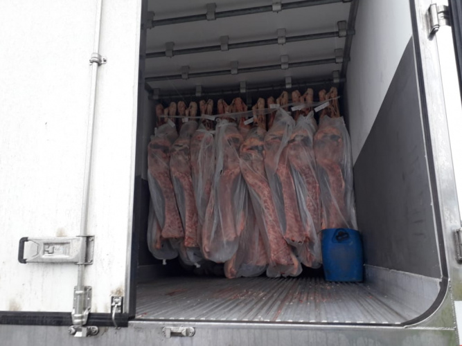 Polícia Civil recupera carga de carne roubada avaliada em R$195 mil