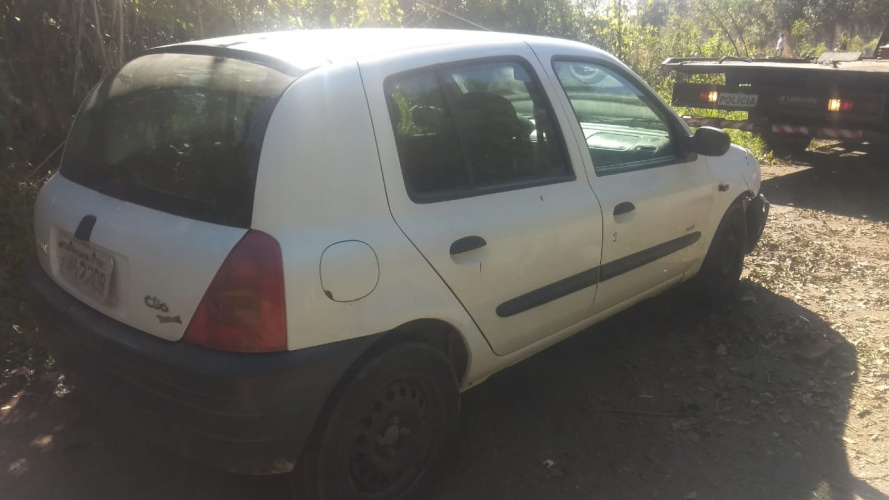 No CIC, Polícia Militar recupera carro roubado no mesmo dia após denúncia