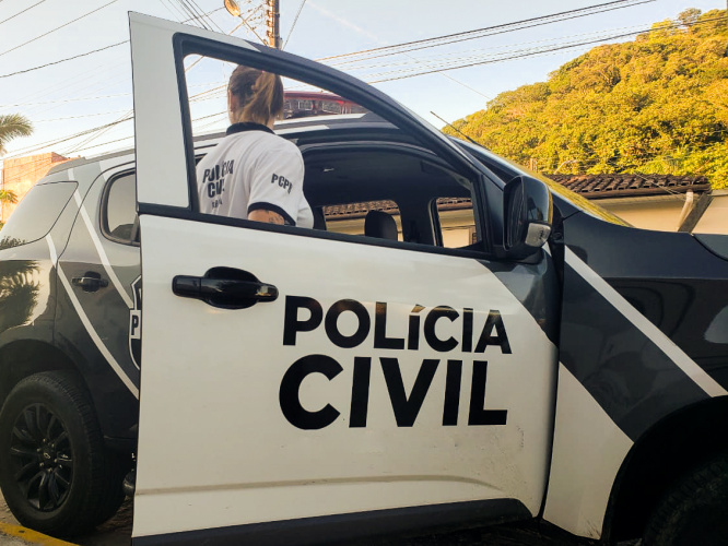 PCPR prende suspeita de estelionato em operação conjunta com a PCAM no litoral