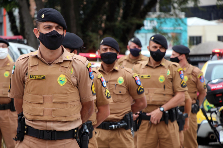 Mais de 300 policiais militares estão nas ruas da região central da Capital pela Operação Saturação